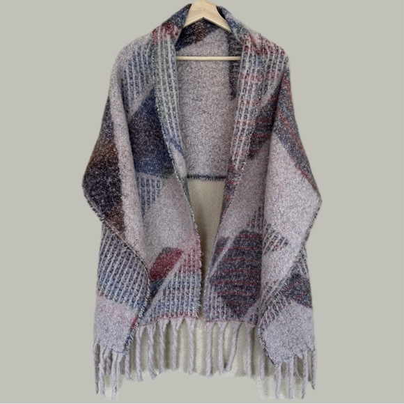 Cozy Oversized Abstract Scarf / Shawl / Wrap - Picture 2 of 6